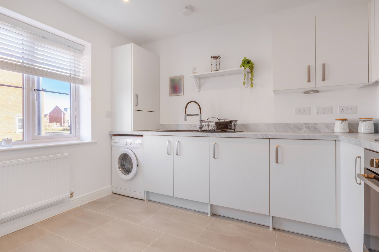 Semi Detached House in Warwick