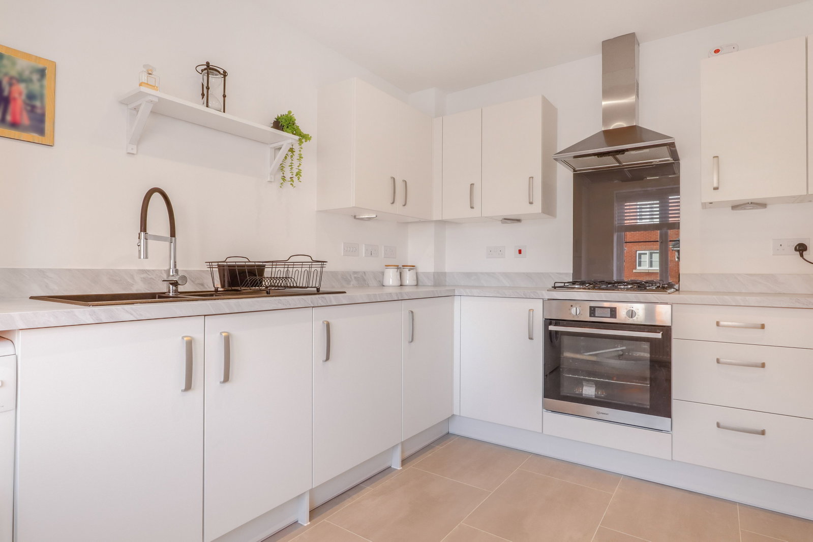 Semi Detached House in Warwick