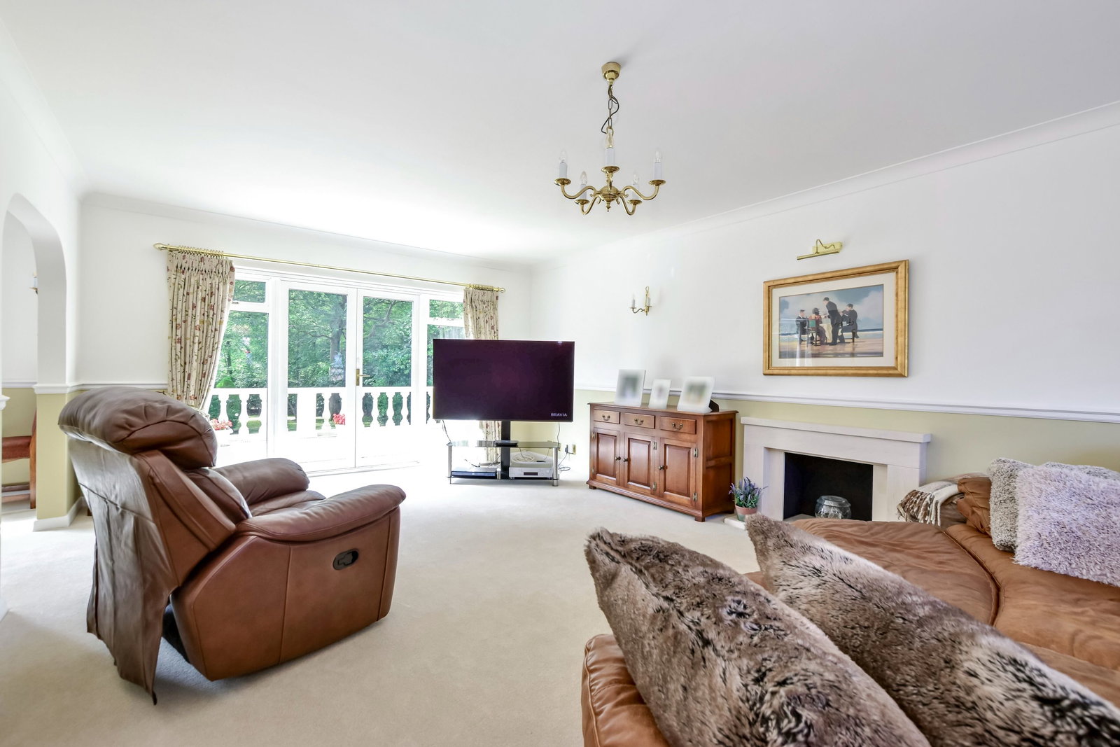 Detached House in Northwood