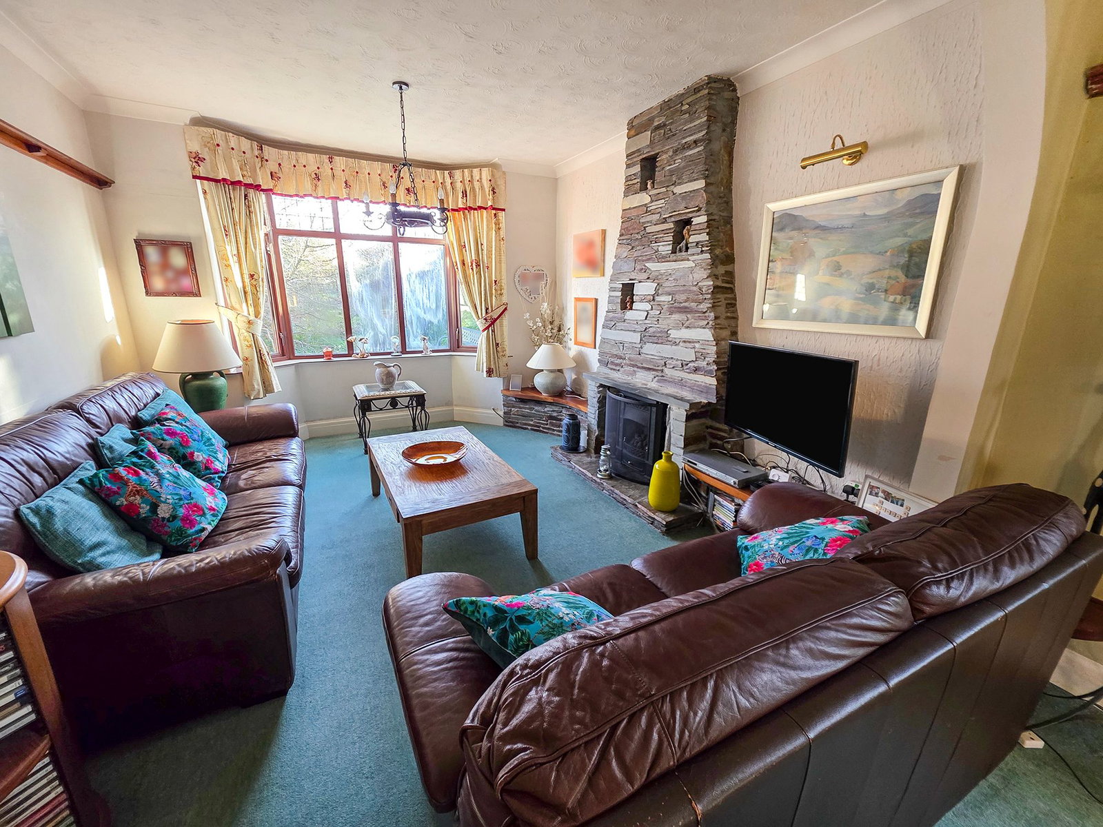 Bungalow in Plymouth