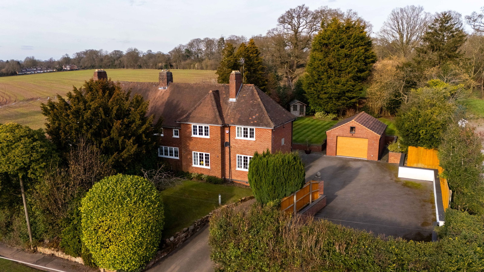 Semi Detached House in Coventry