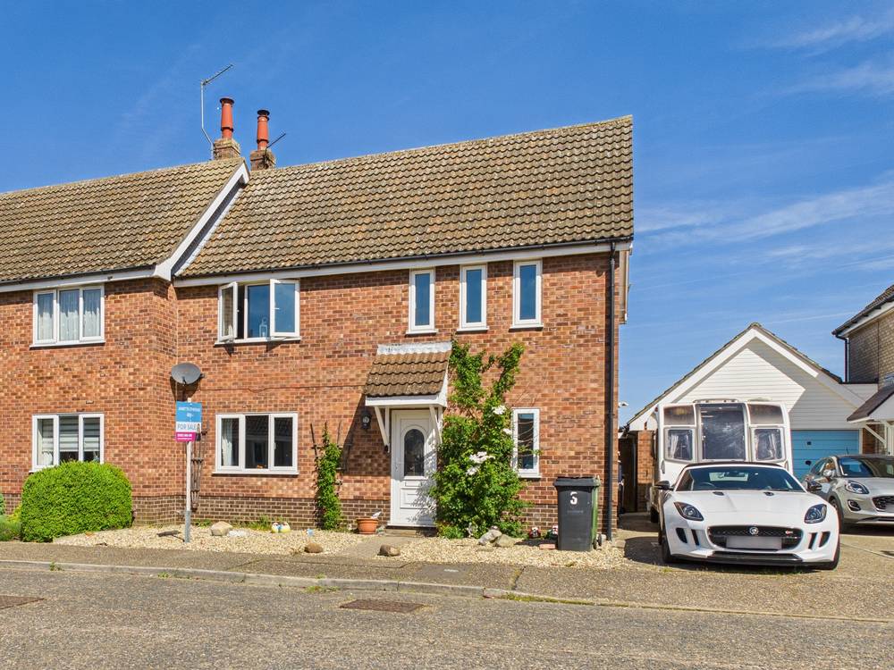 Semi Detached House in Thetford