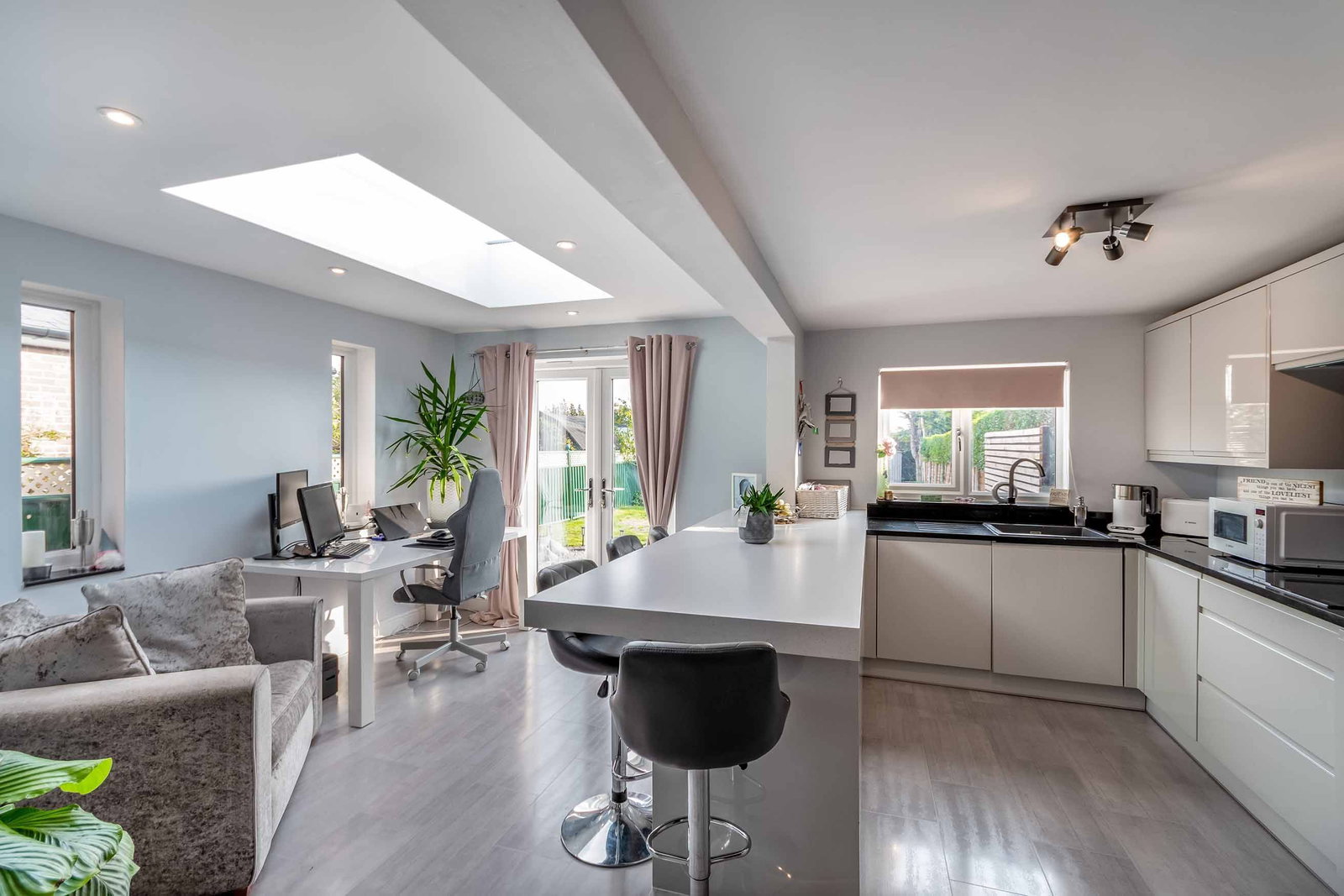 Semi Detached House for sale in Retford, Holme Lane, Rockley, Retford, DN22 0QY