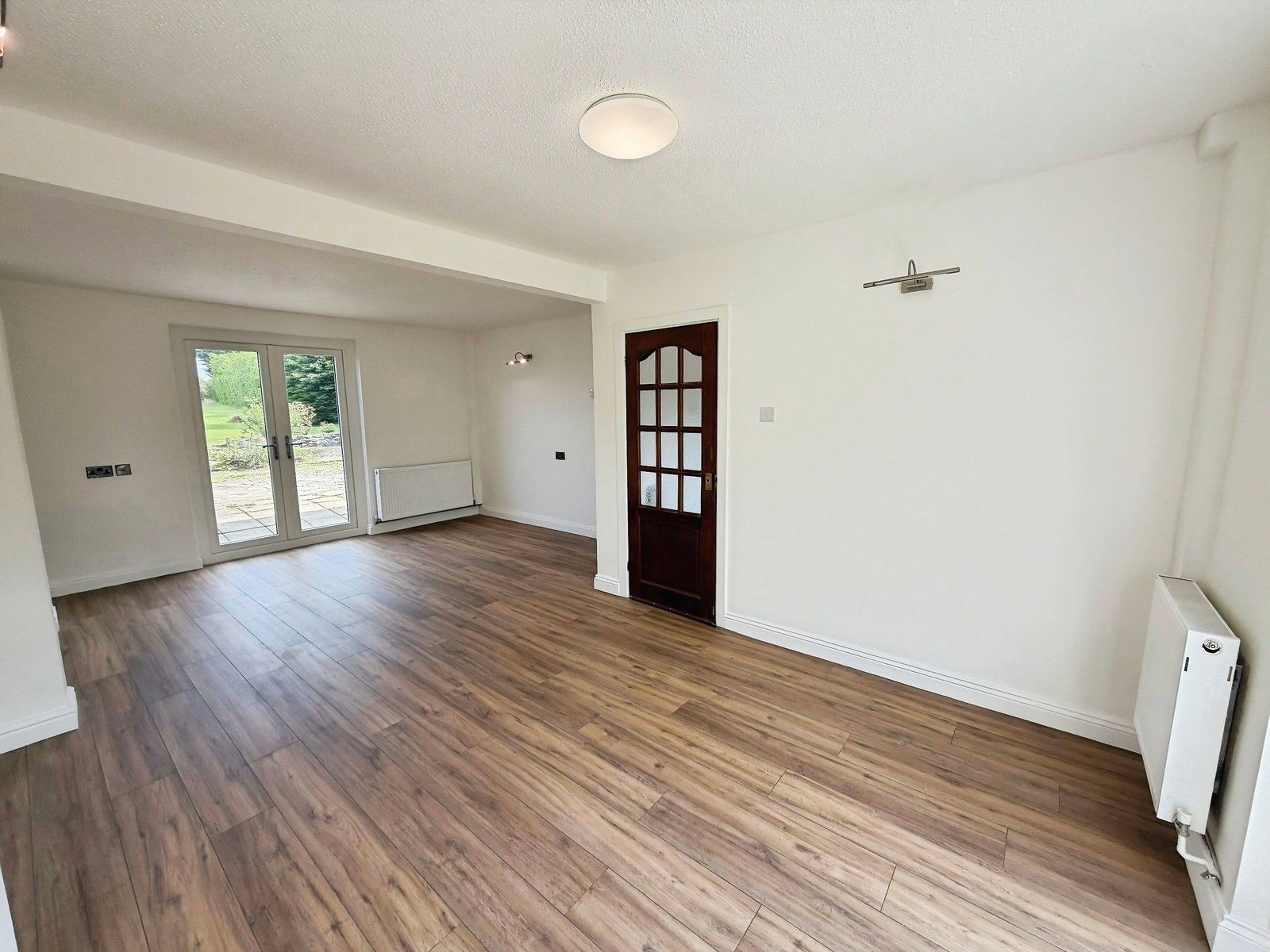 Semi Detached House in Swansea