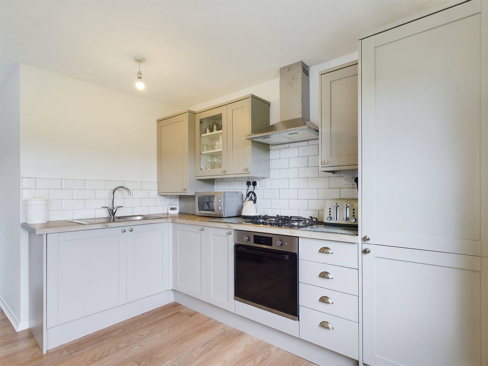 Semi Detached Bungalow in Freshwater