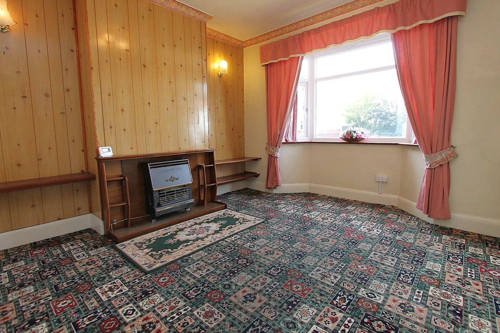 Semi Detached House in Stourbridge