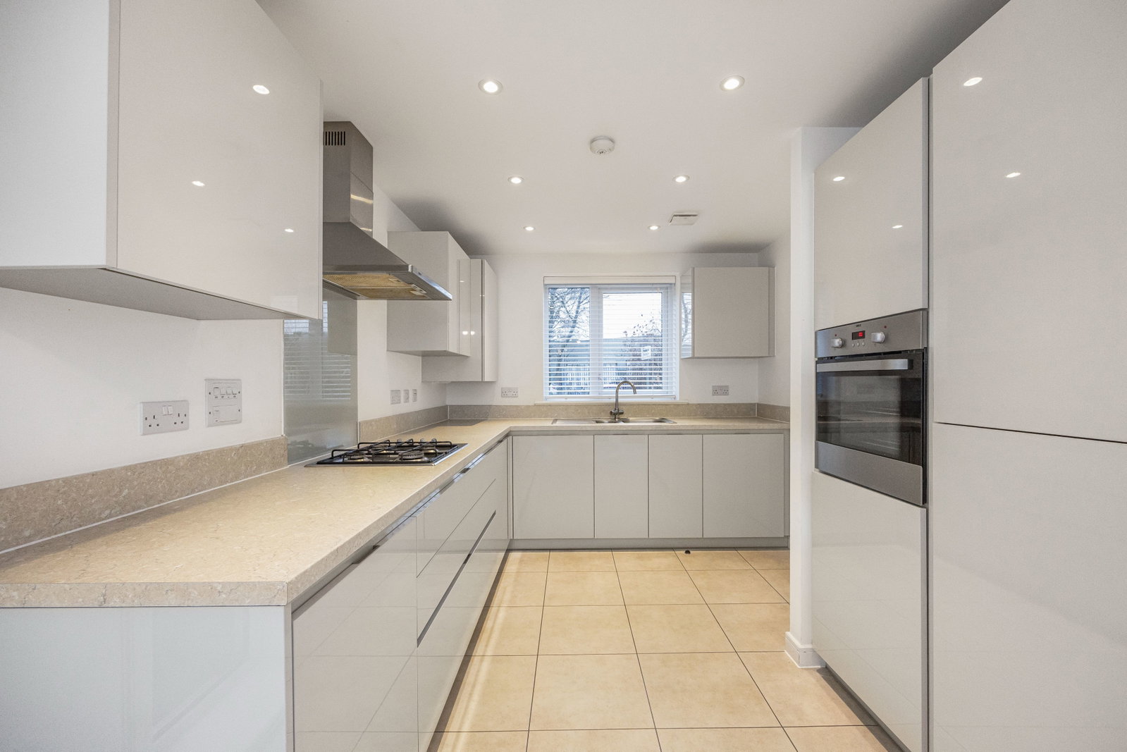 Semi Detached House in West Thurrock