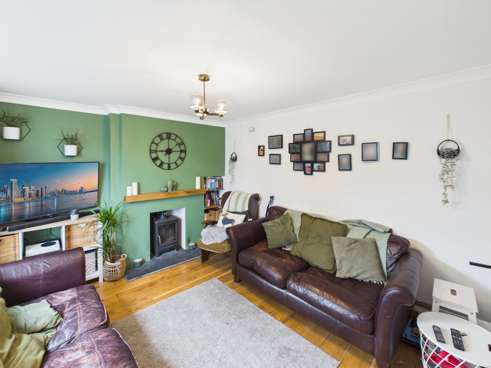 Semi Detached House for sale in Stowmarket, Danes Close, Stowmarket, 914 m²