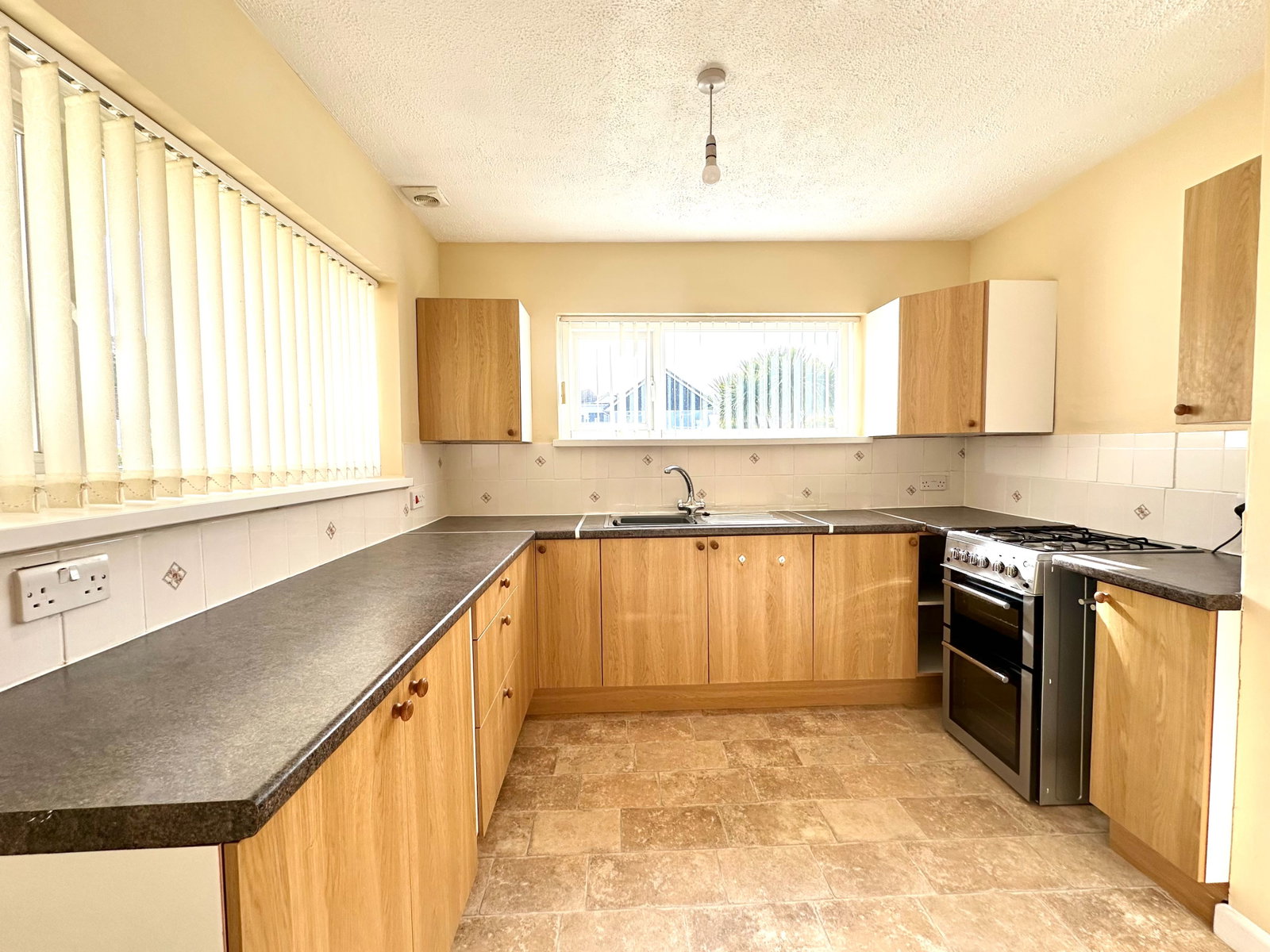Bungalow in Newton Abbot