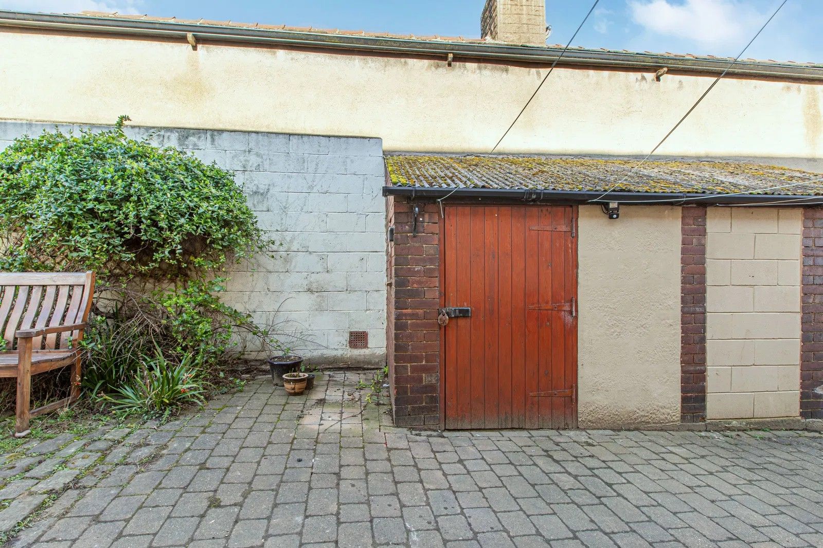 Terraced House for sale in Wakefield, Warmfield Lane, Warmfield