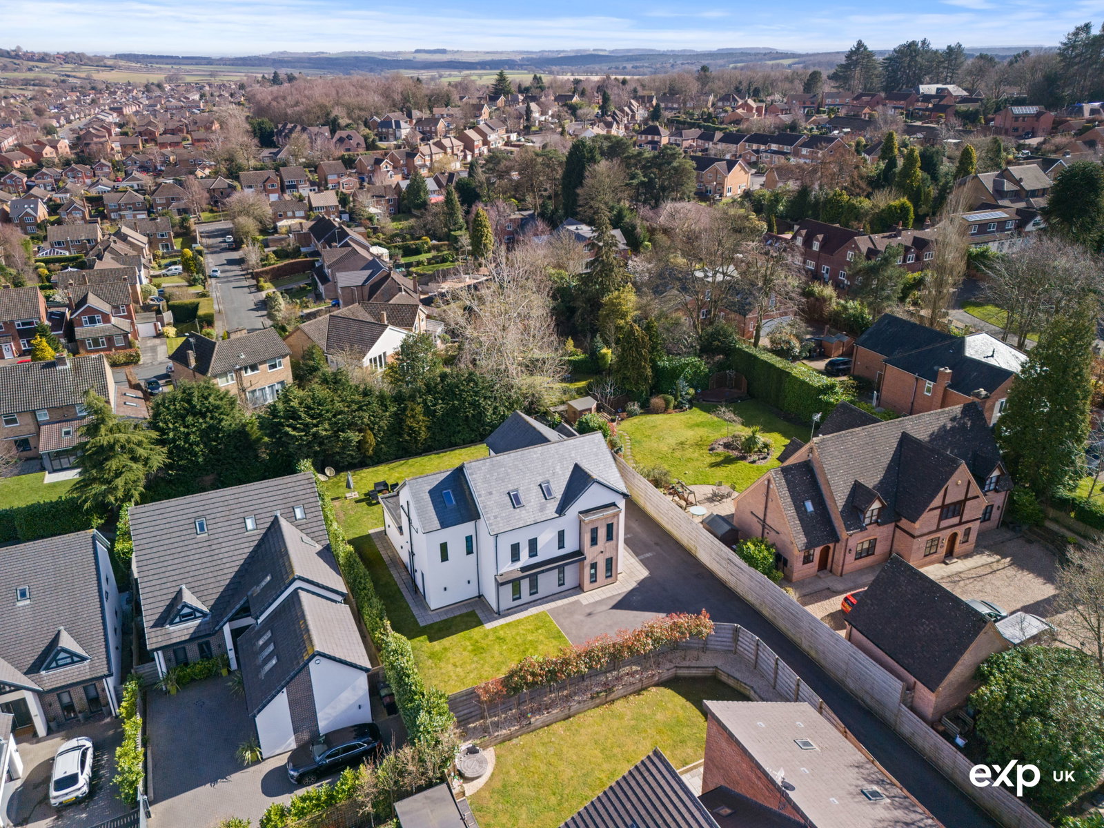 Detached House in Nottingham