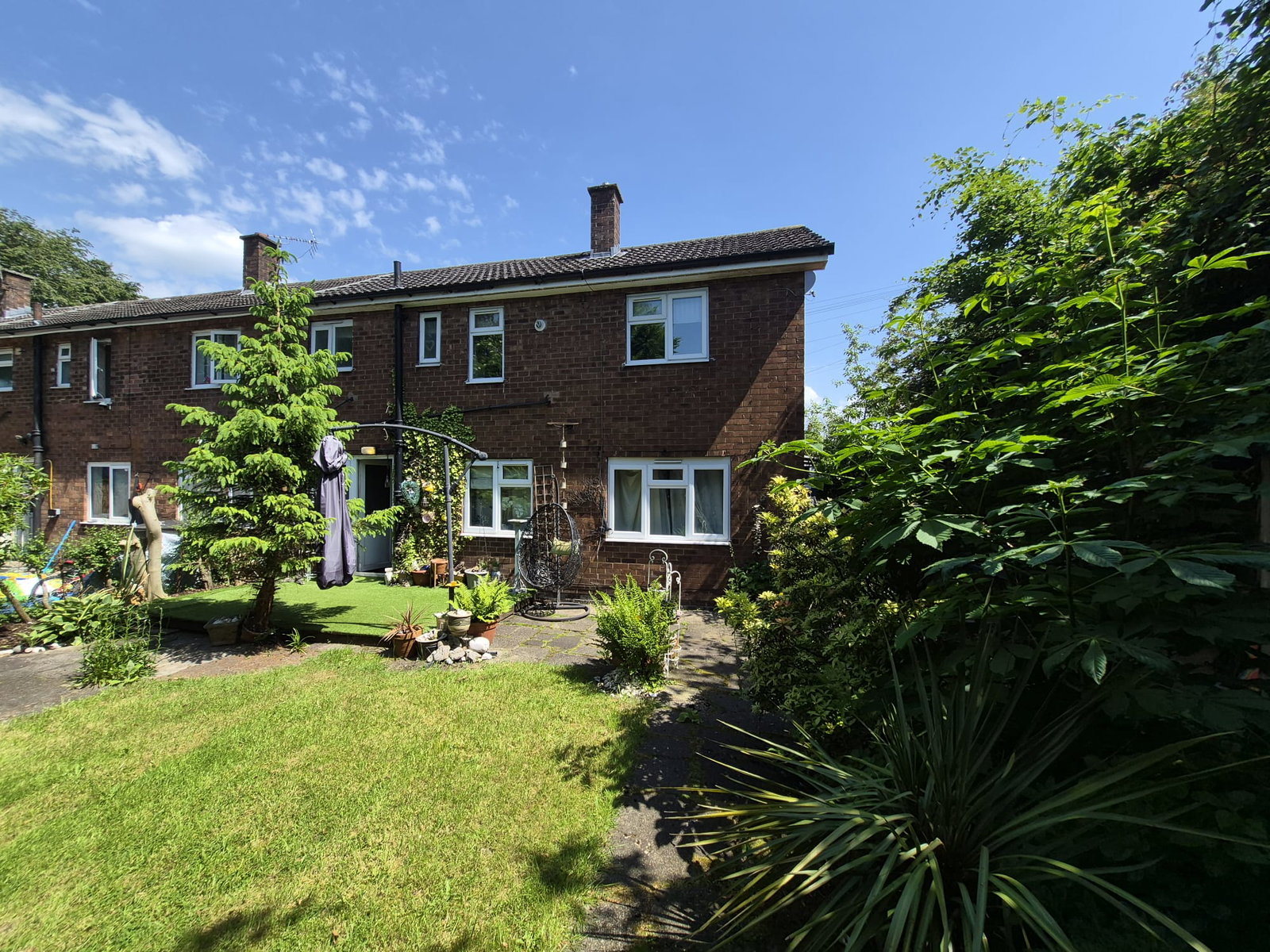 End Of Terrace House in Macclesfield