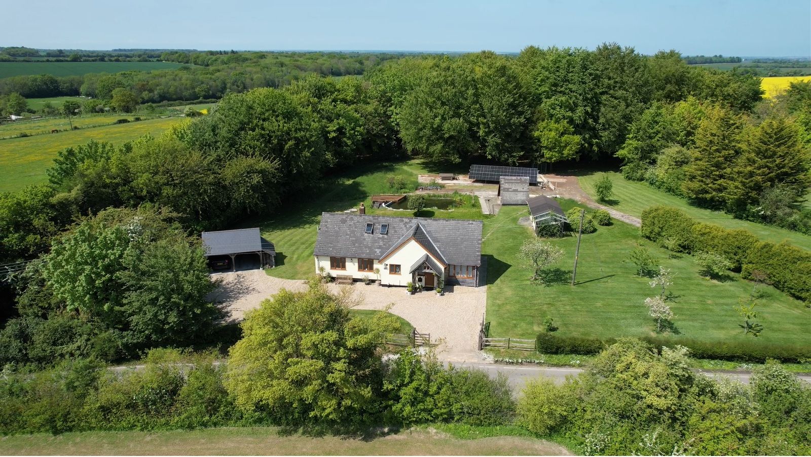 Detached House in Shepherdswell
