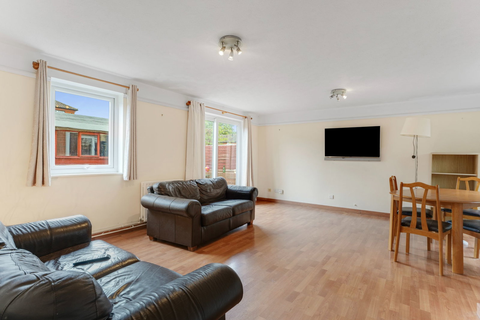 Detached House in Milton Keynes