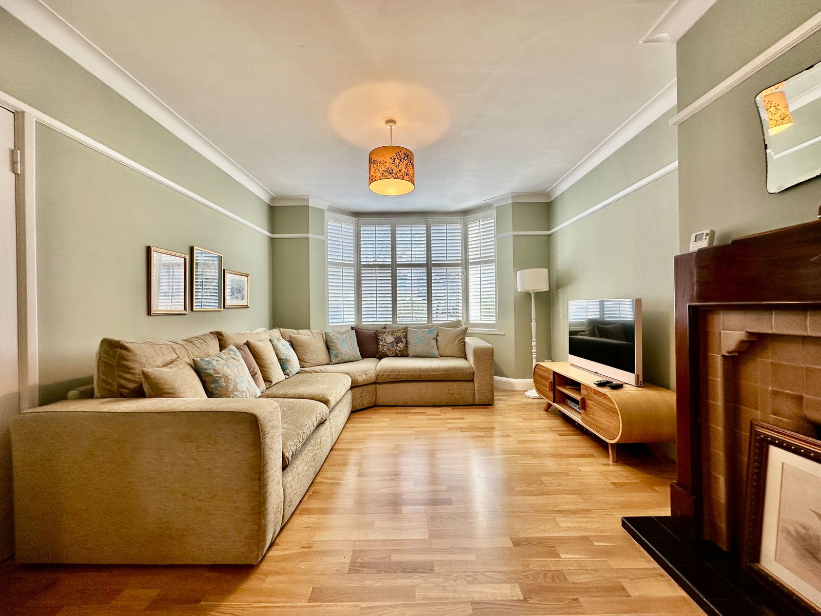 Semi Detached House in Watford