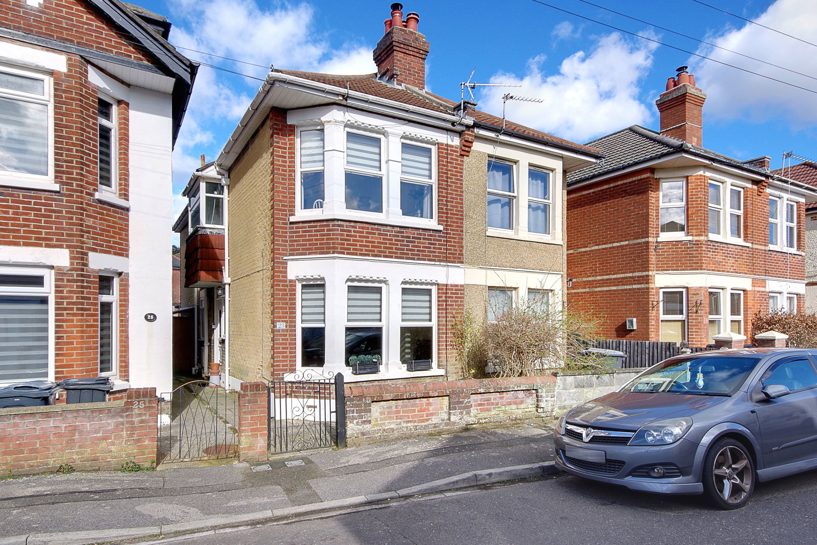 Semi Detached House in Bournemouth