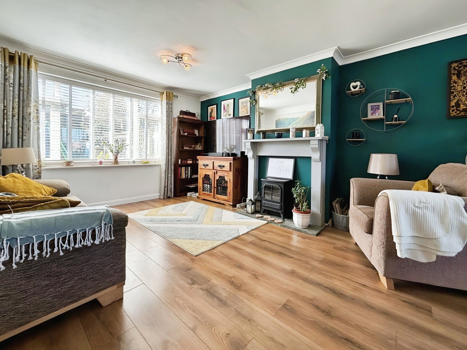 Semi Detached House in Witham