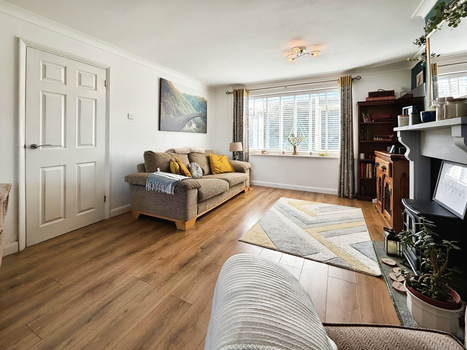 Semi Detached House in Witham
