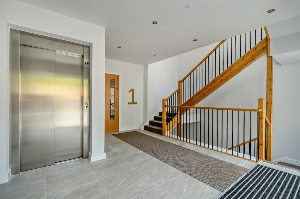 Penthouse in Beaumaris
