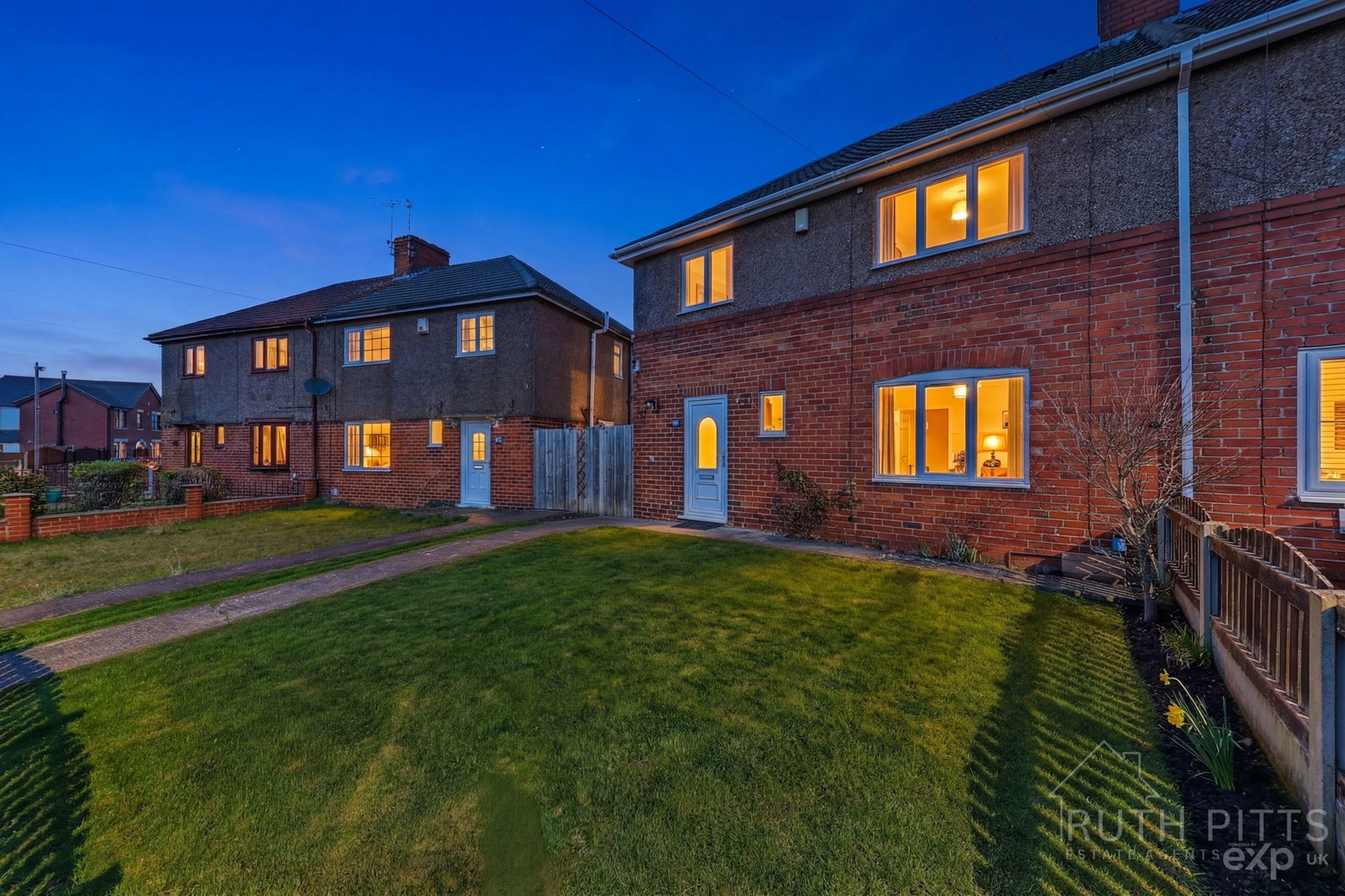 Semi Detached House in Pontefract