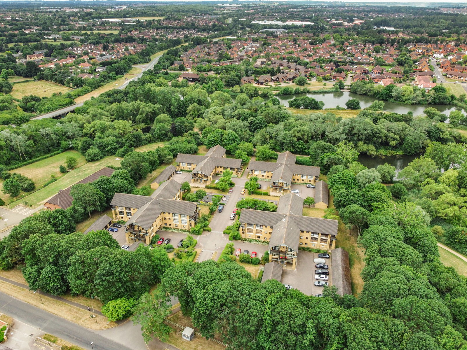 Apartment in Milton Keynes