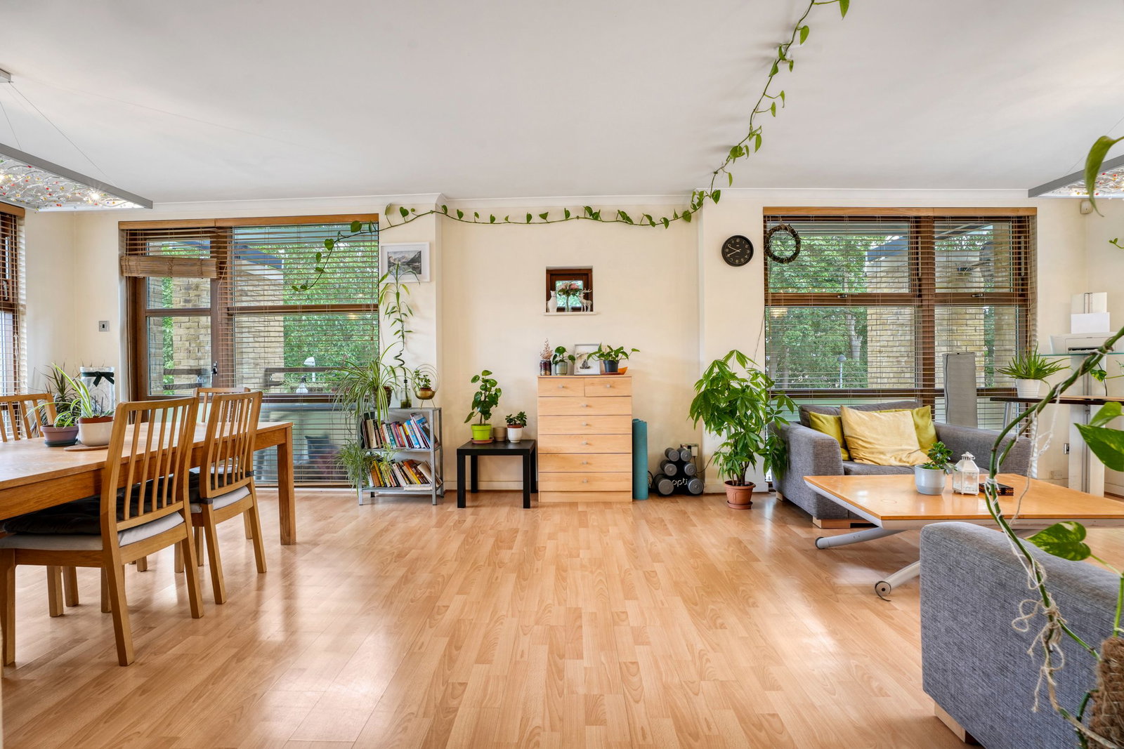 Apartment in Milton Keynes