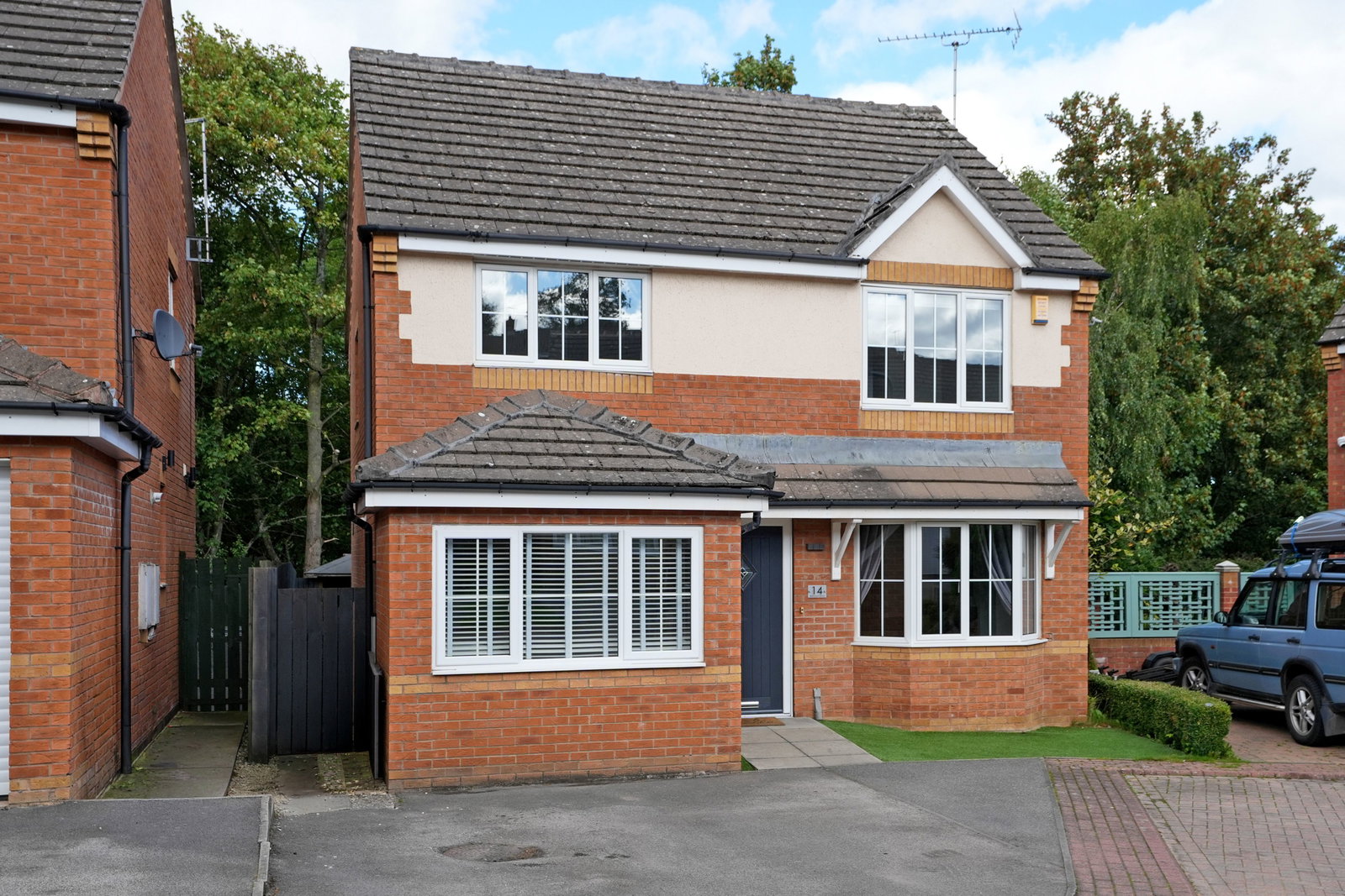 Detached House for sale in Sheffield, Belmont Drive, Stocksbridge S36, 1314 m²