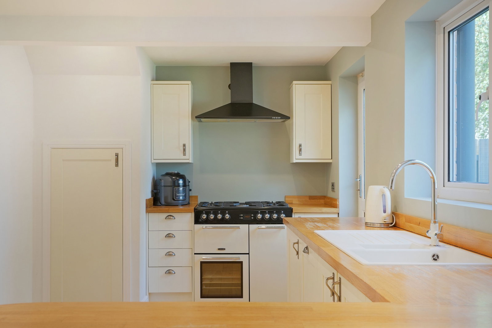 Detached House for sale in Sheffield, Belmont Drive, Stocksbridge S36, 1314 m²