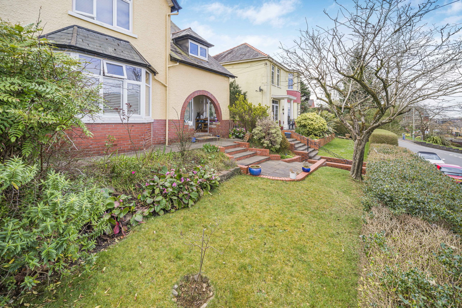 Detached House in Caerphilly