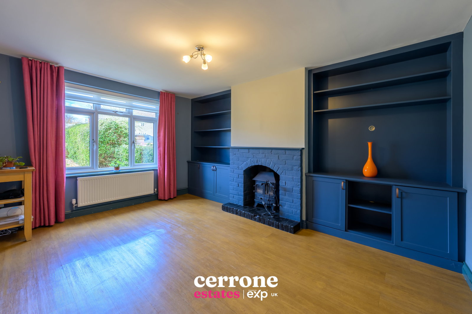 Semi Detached House in Bromsgrove
