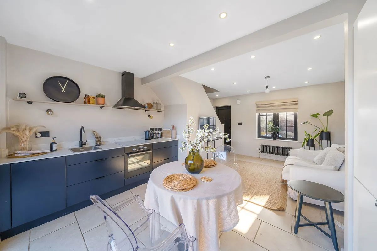 Apartment in Croydon