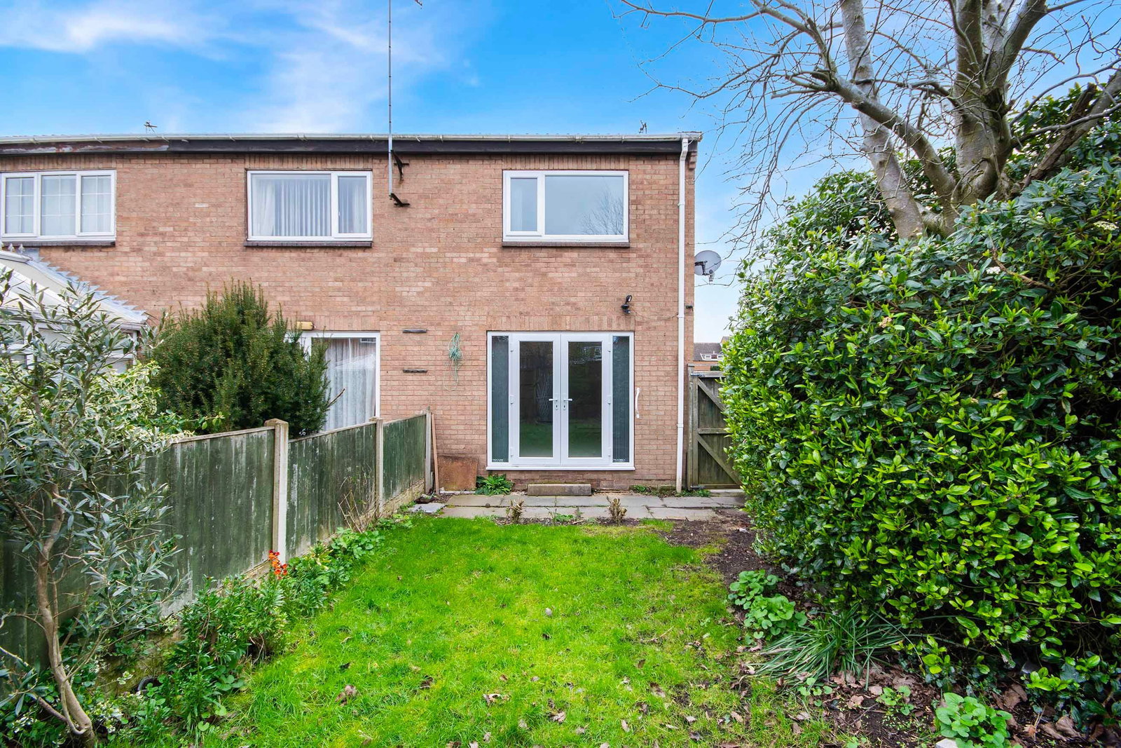 Semi Detached House in Worksop