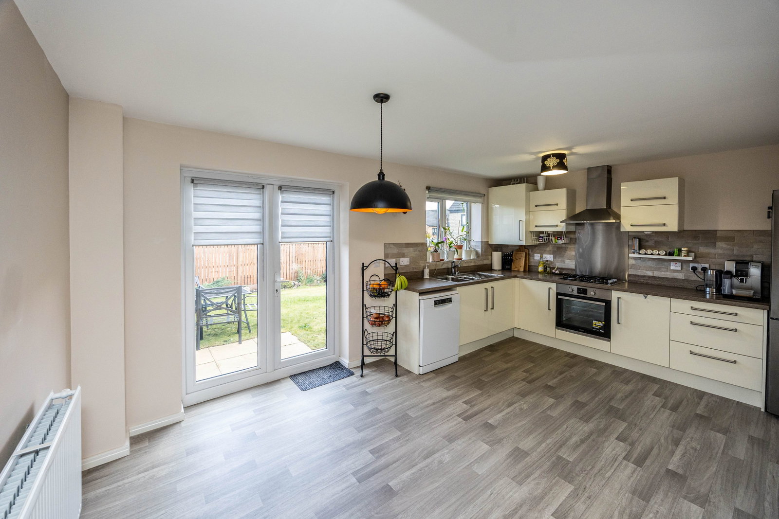 Semi Detached House in Huddersfield