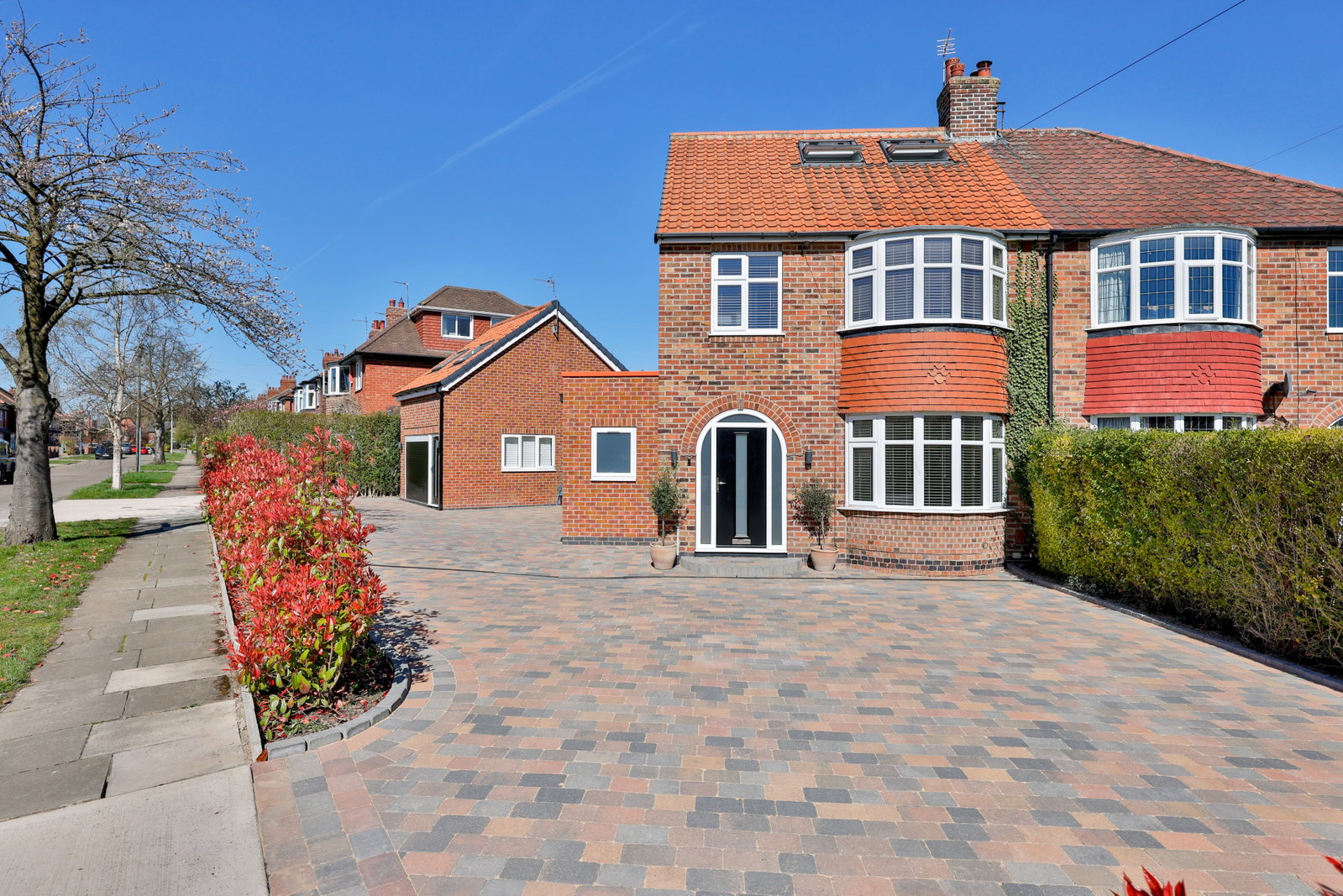 Semi Detached House in York