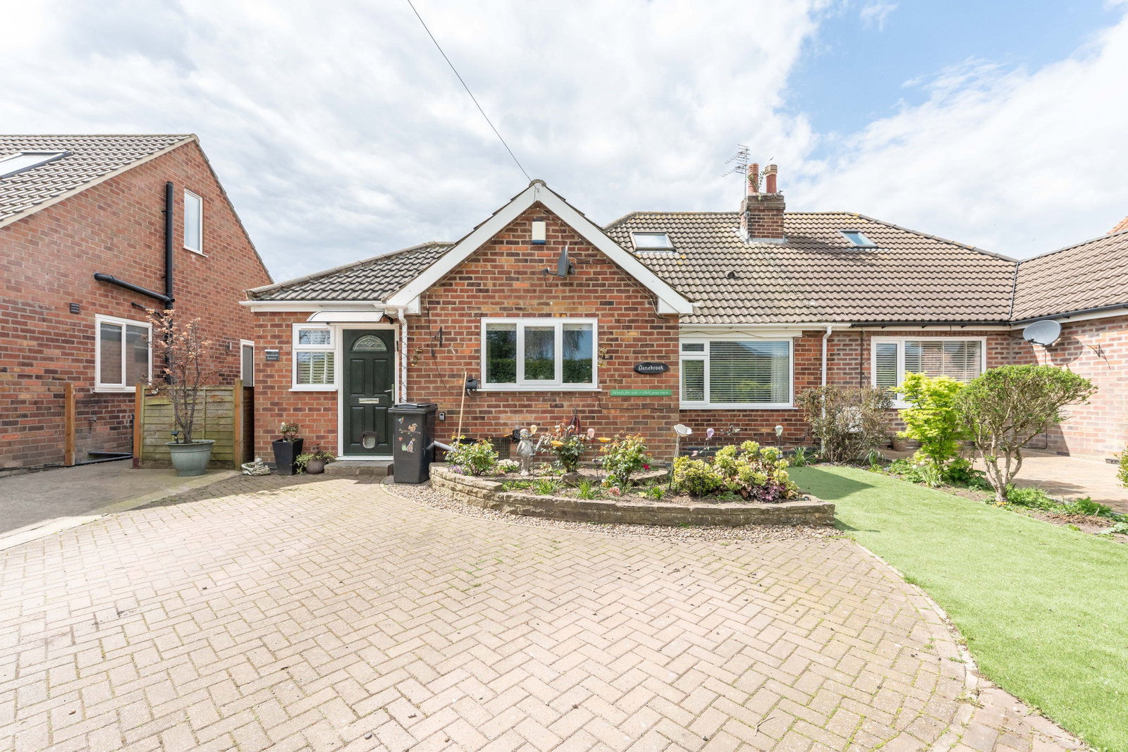 Semi Detached House in York