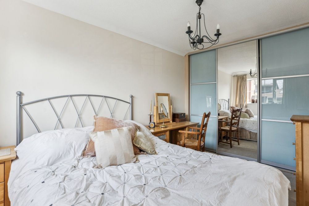 Semi Detached House in Rickmansworth