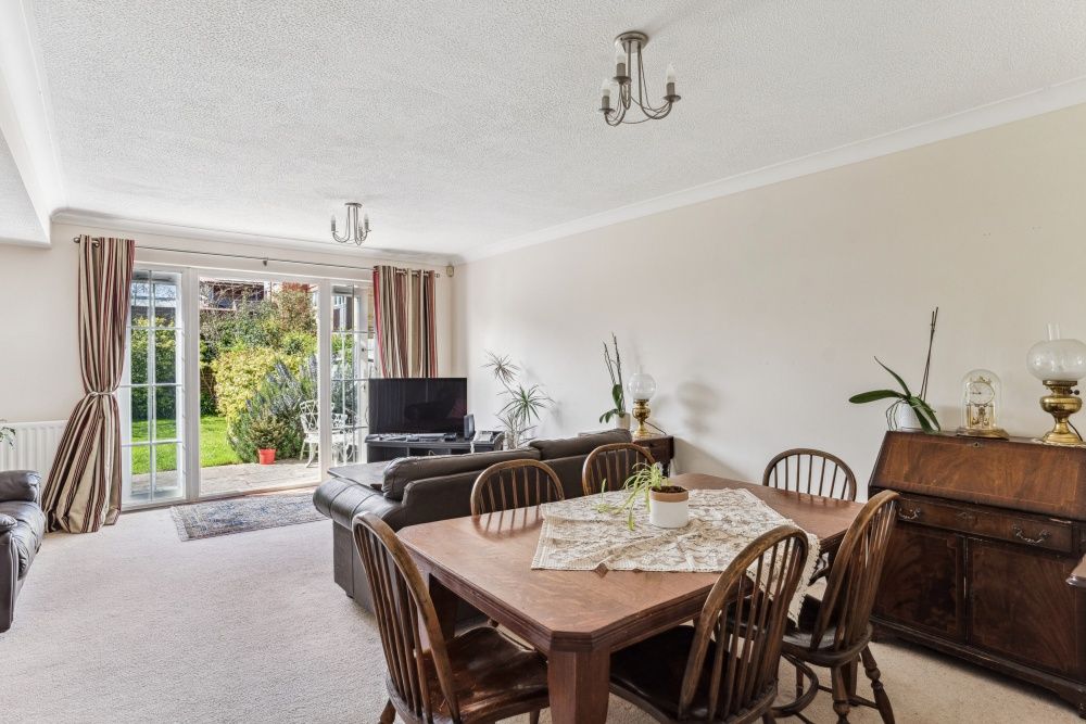 Semi Detached House in Rickmansworth