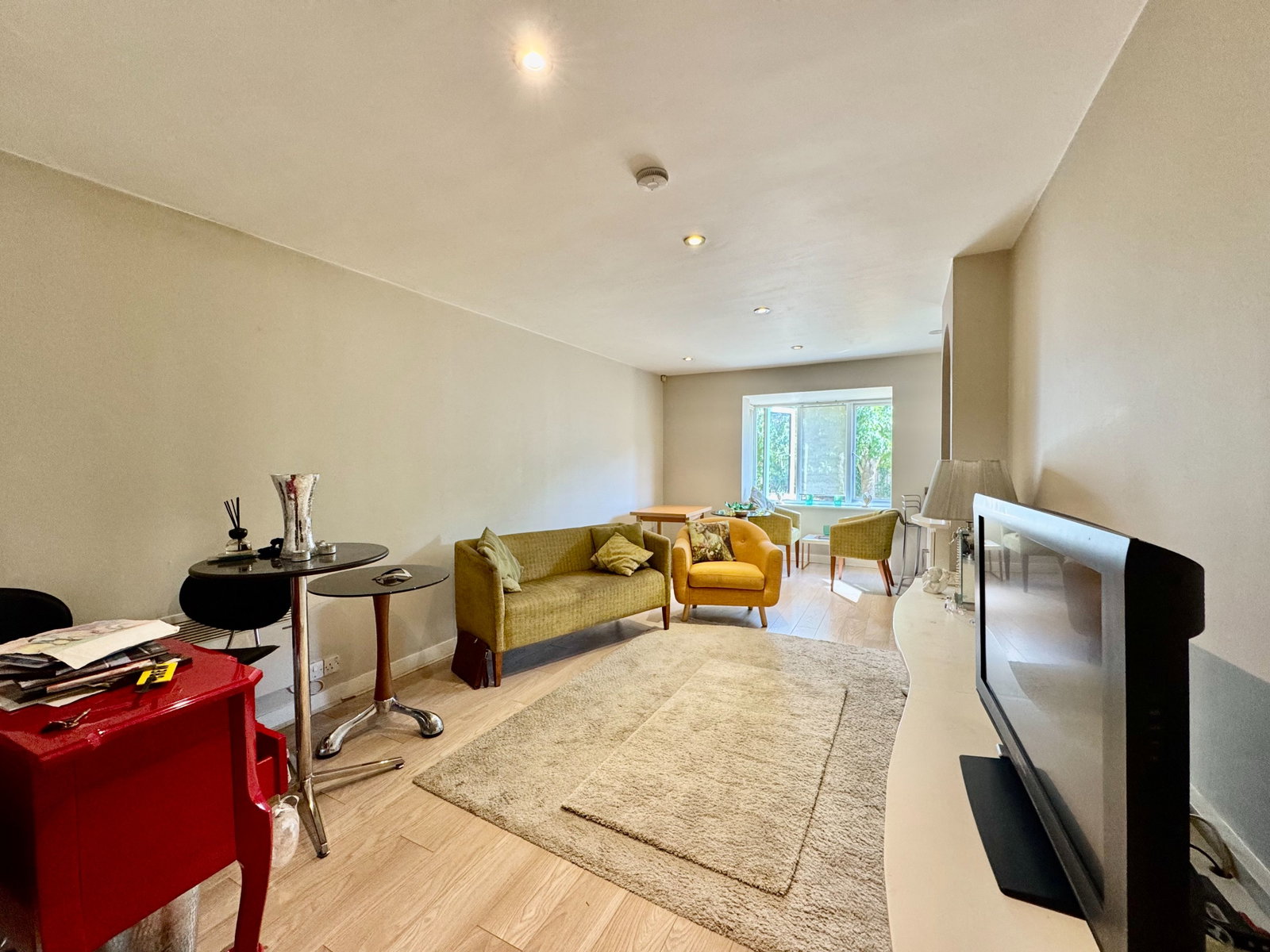 Flat in Bushey