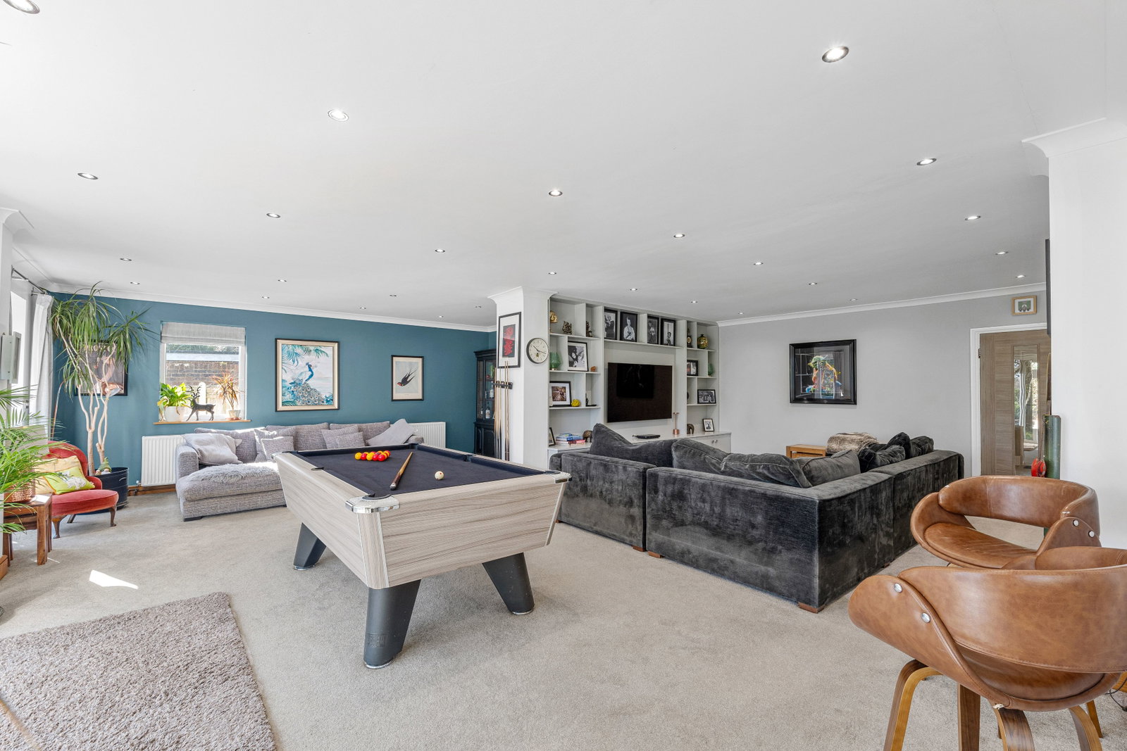Detached House in Tadworth