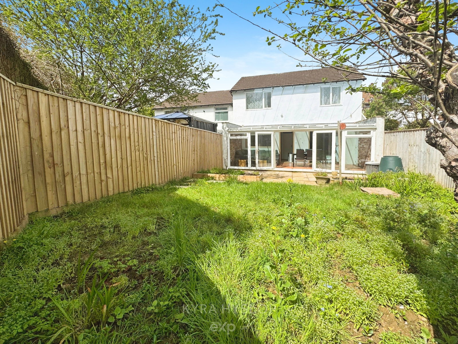Semi Detached House in Exeter