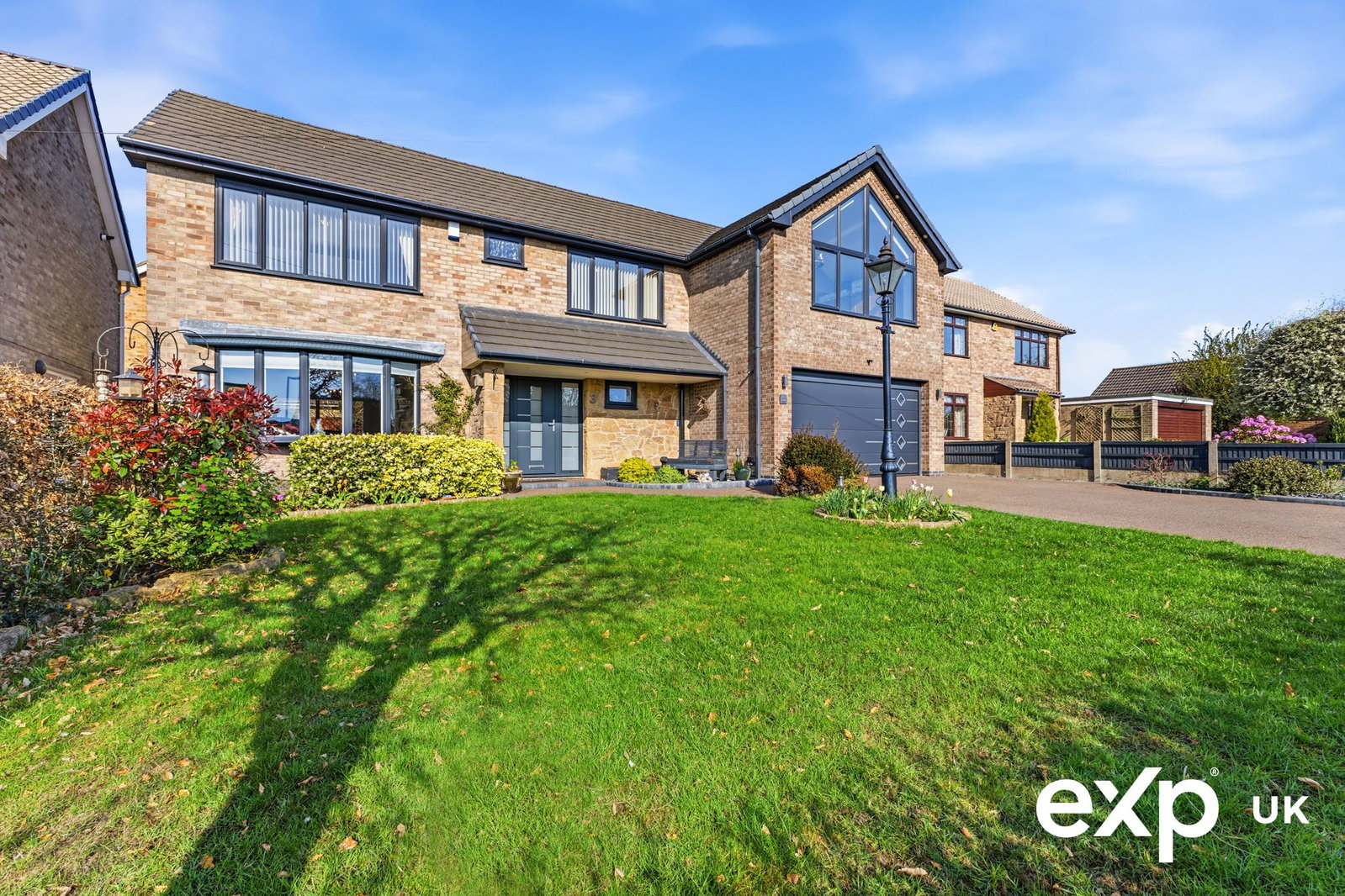 Detached House in Nottingham