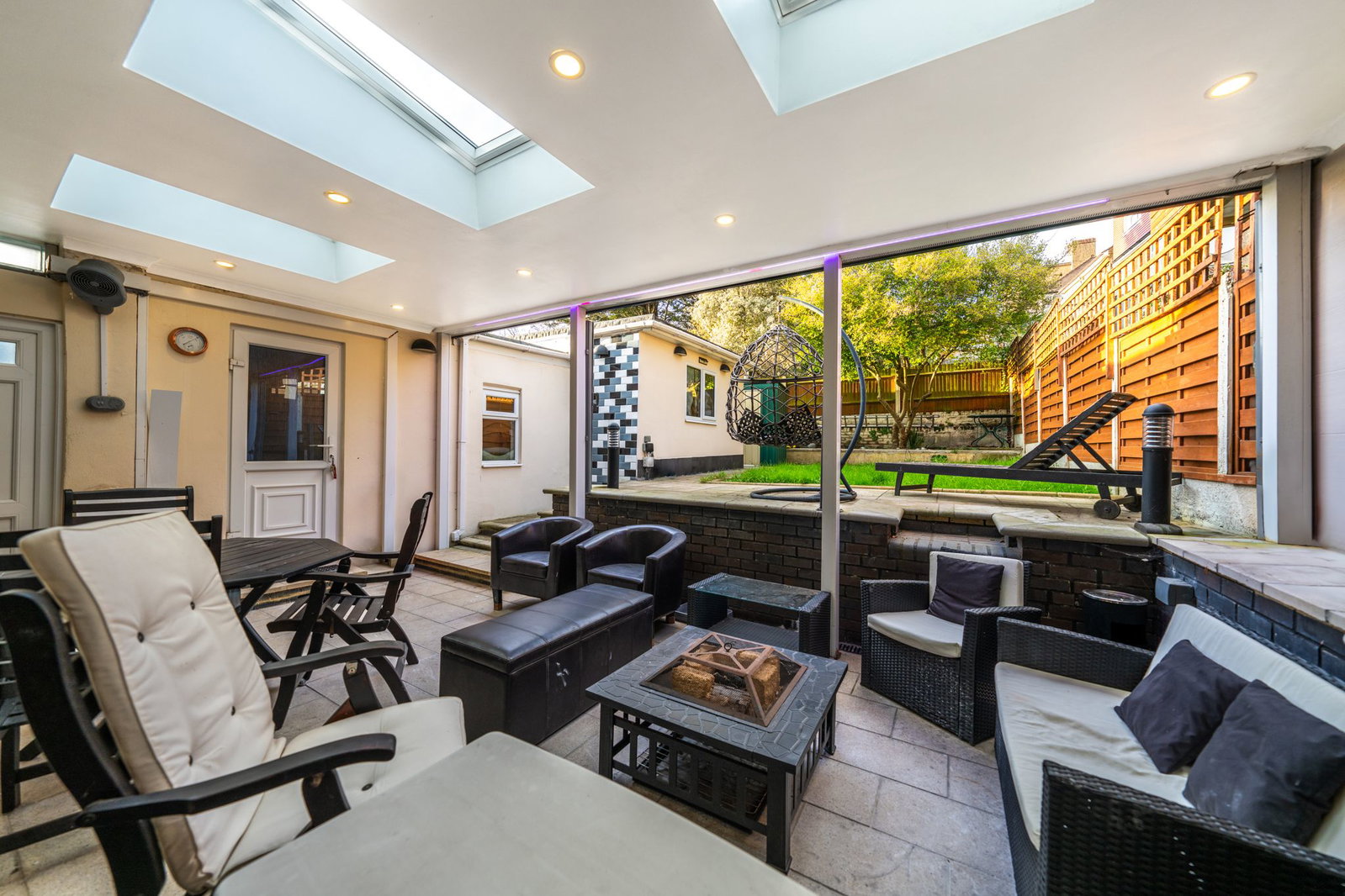 Semi Detached House in London