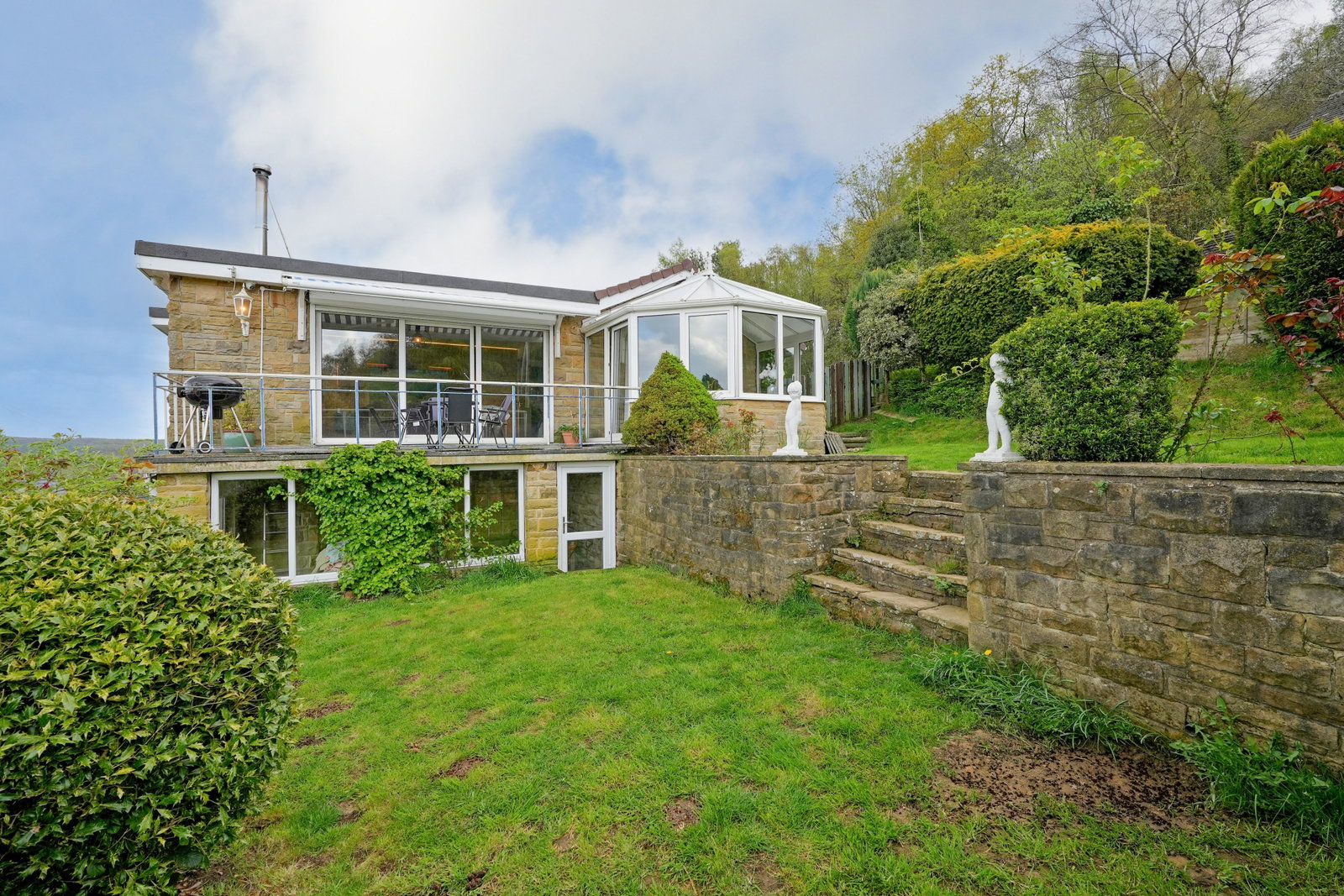 Detached House in Sheffield