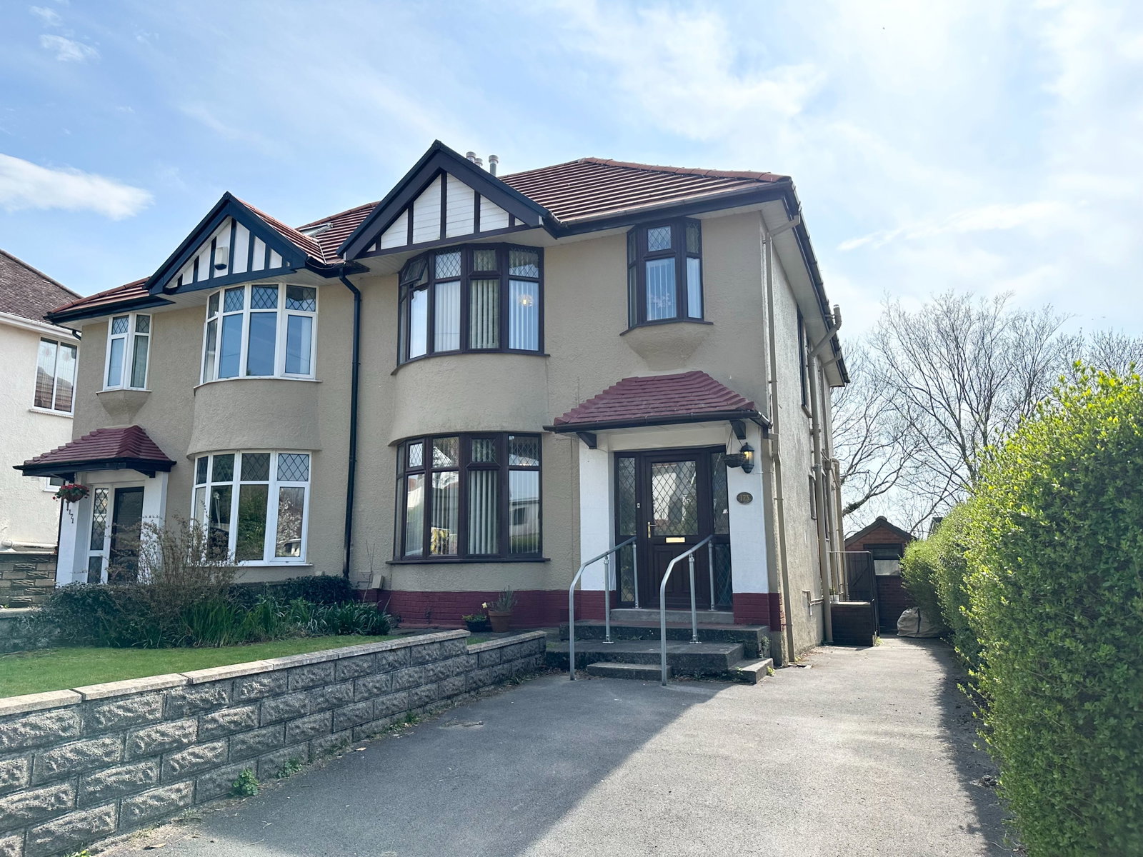 Semi Detached House in Swansea