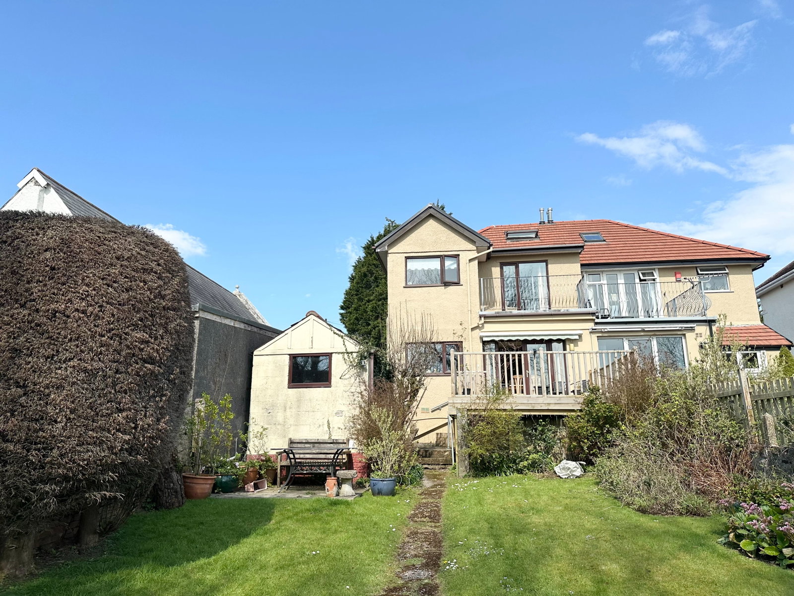 Semi Detached House in Swansea