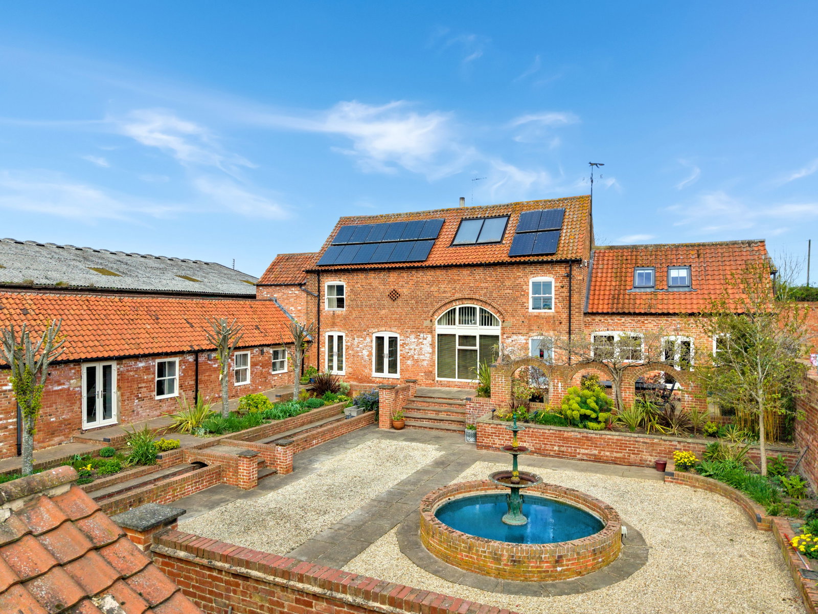 Detached House in Newark