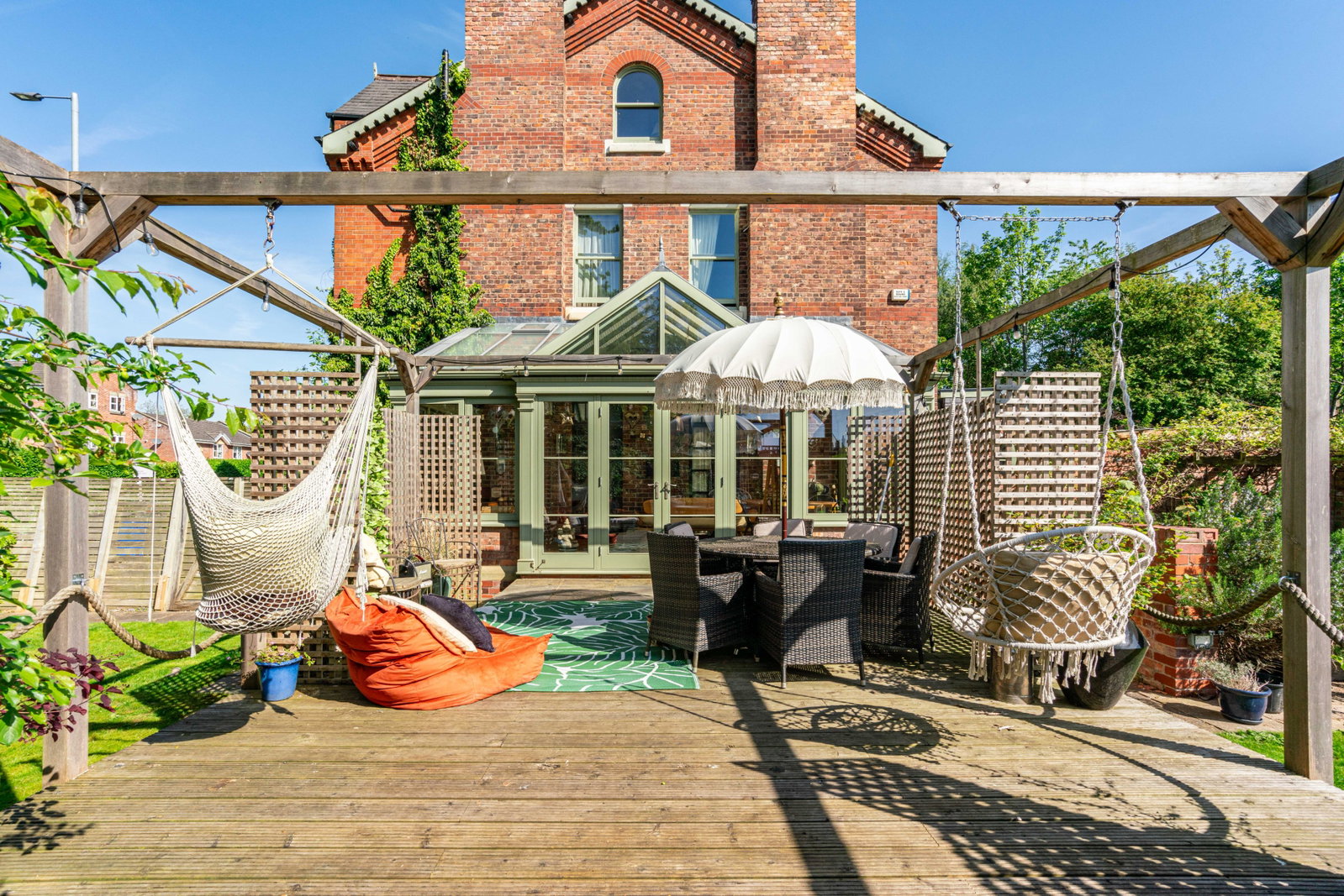 Detached House in Manchester