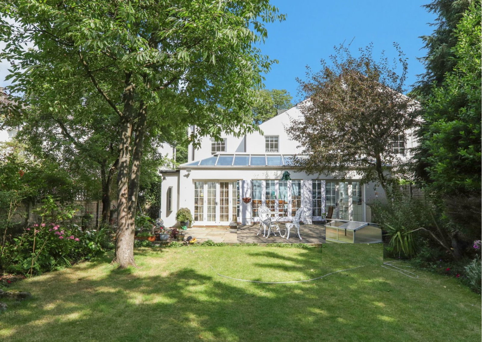 Semi Detached House in London