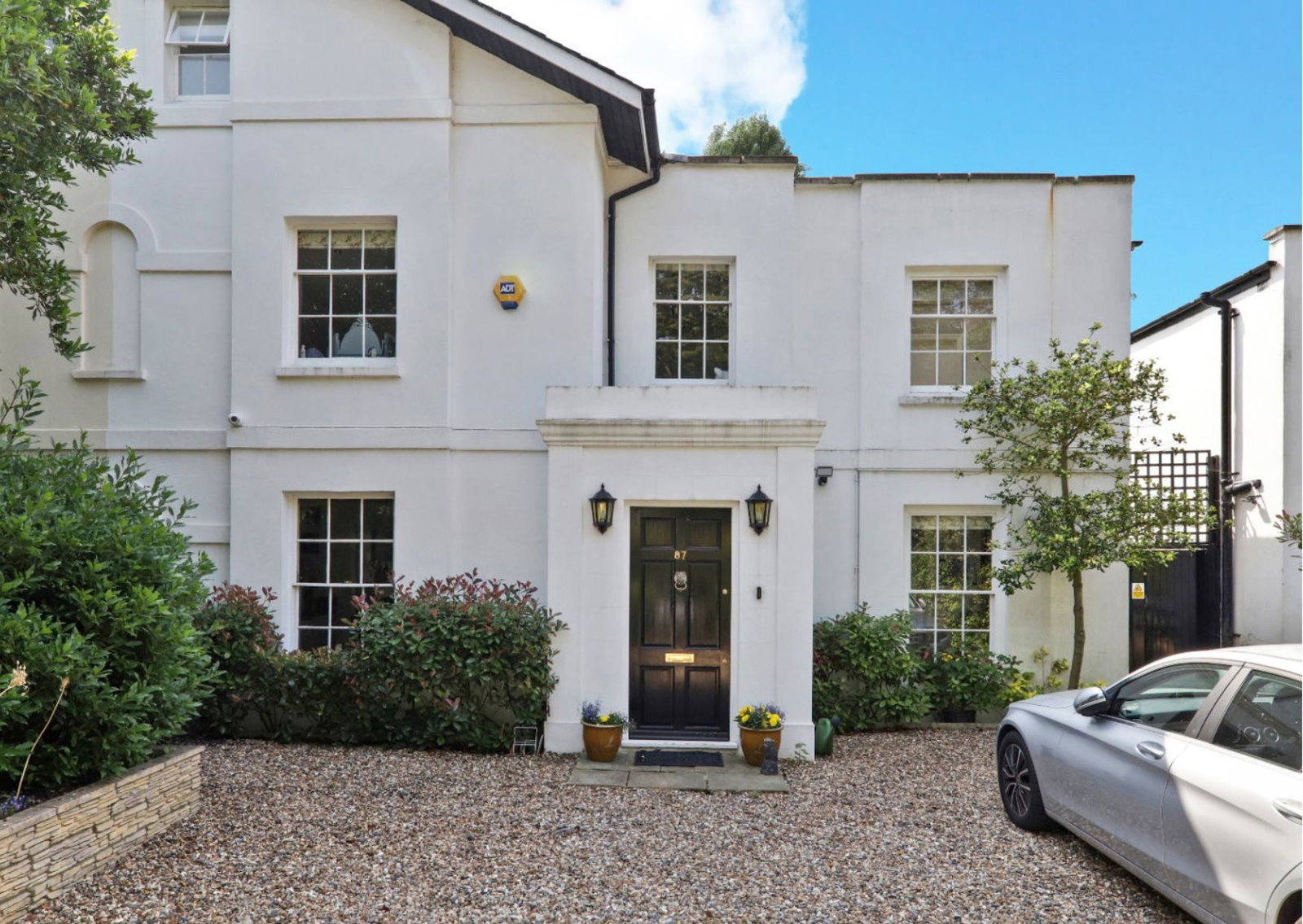 Semi Detached House in London