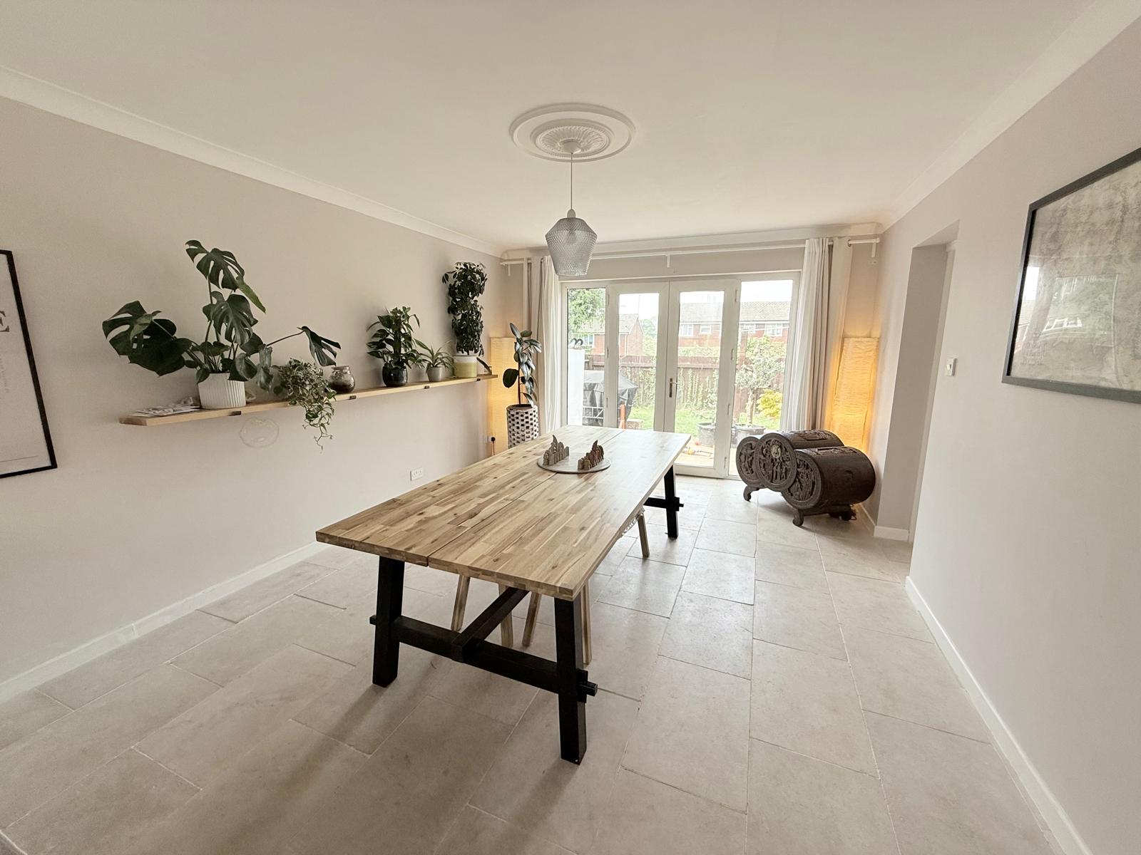 End Of Terrace House in Dartford